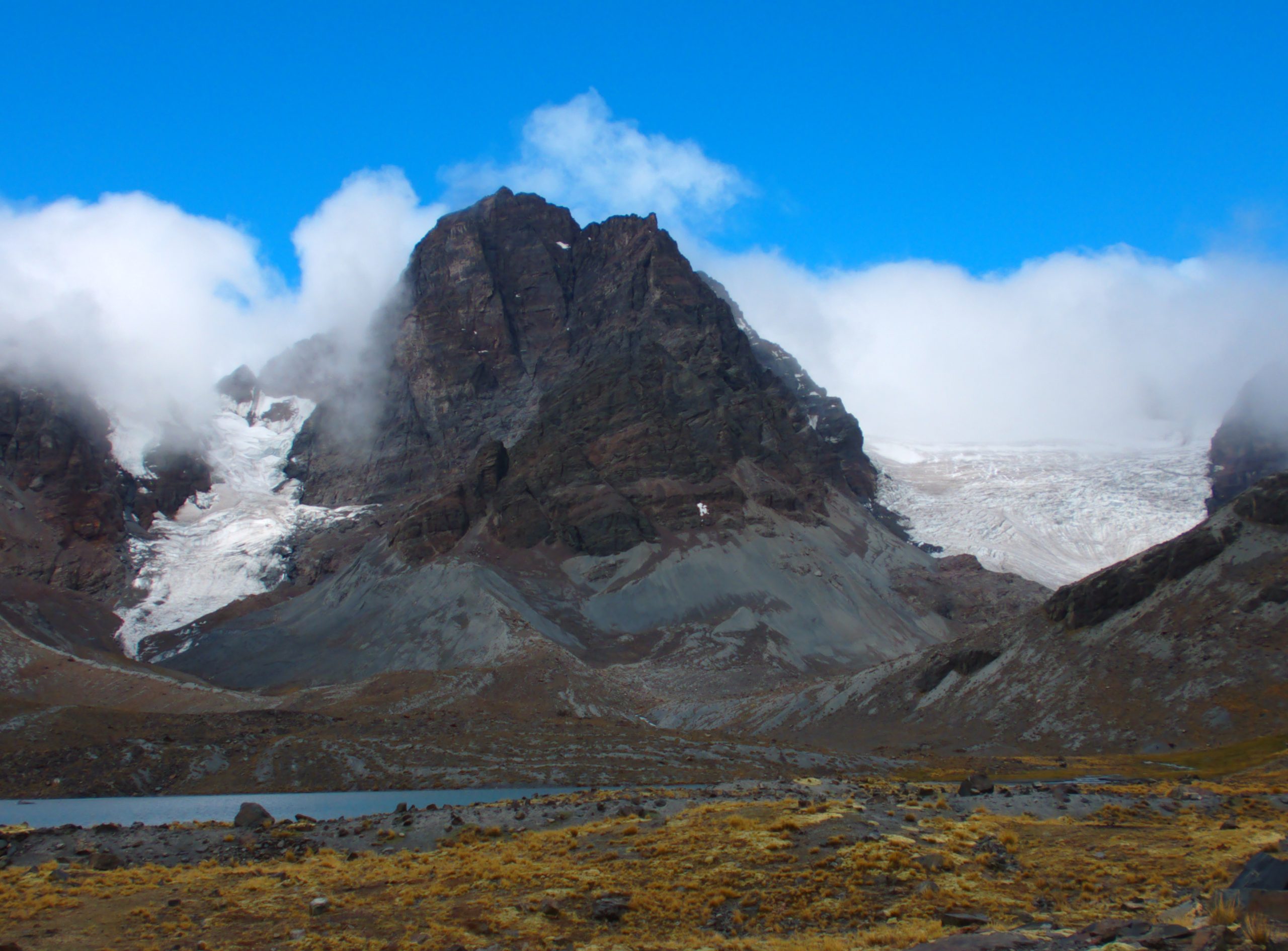 Glacier_Pequeno_Alpamayo